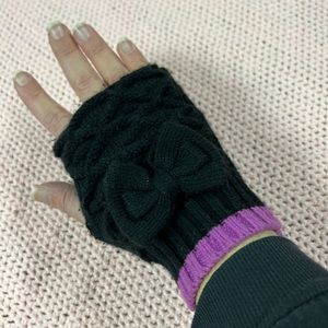 Material Girl knitted Fingerless gloves